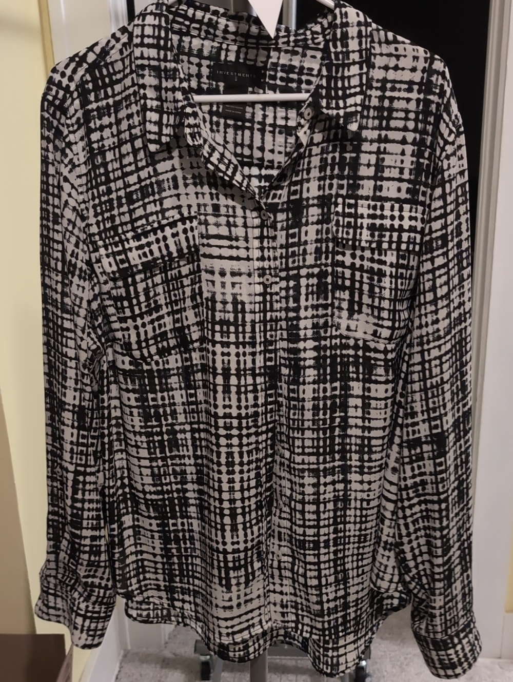Black & White Patterned Long-Sleeve Shirt - Unbranded